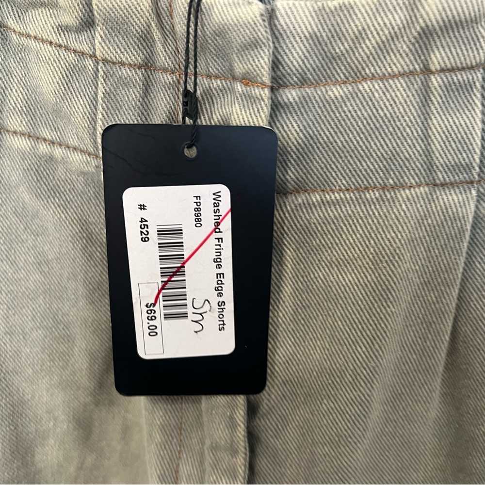 FATE • NWT distressed shorts - Picture 7 of 7